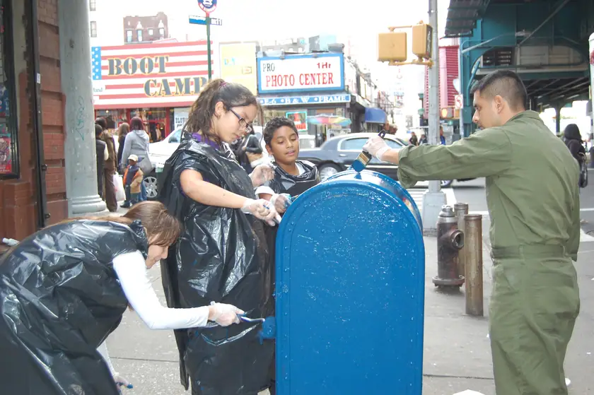 Service day on a busy shopping street